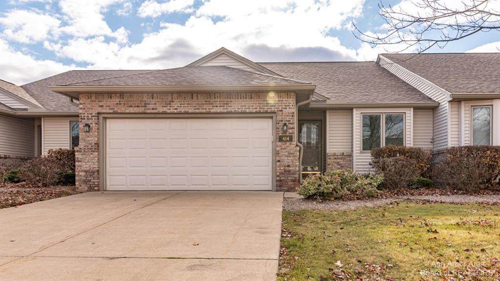414 Cottonwood - Photo 1