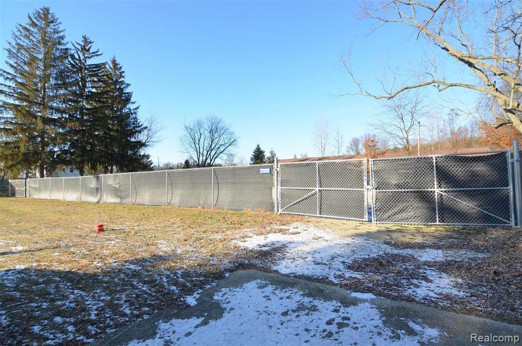 107 Oakwood - Photo 1