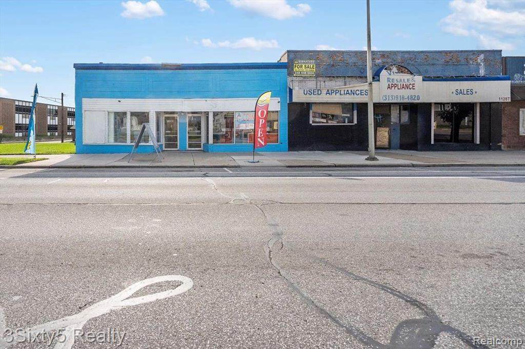 11283 Jefferson - Photo 1