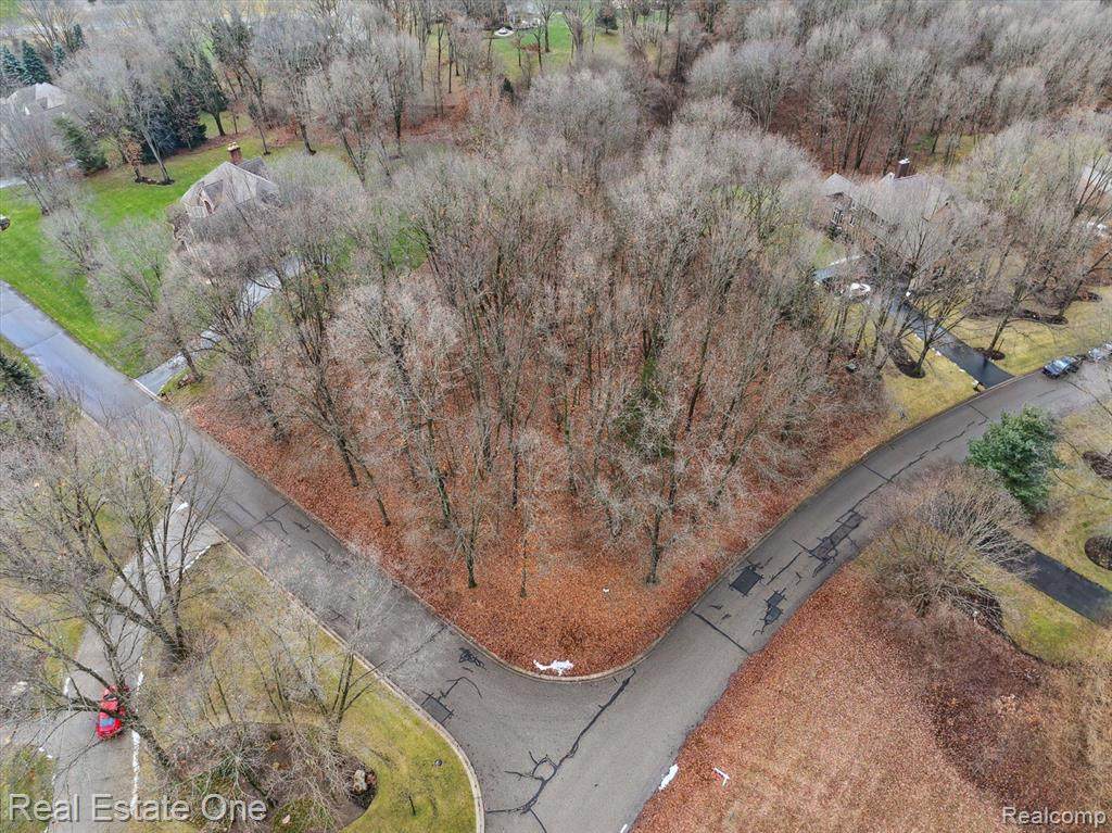 2423 Canterwood - Photo 1