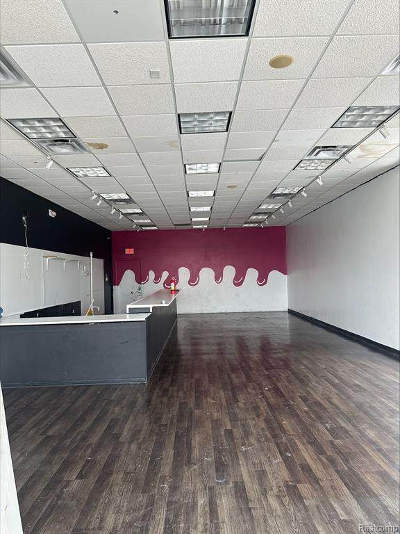 31213 Utica - Photo 1