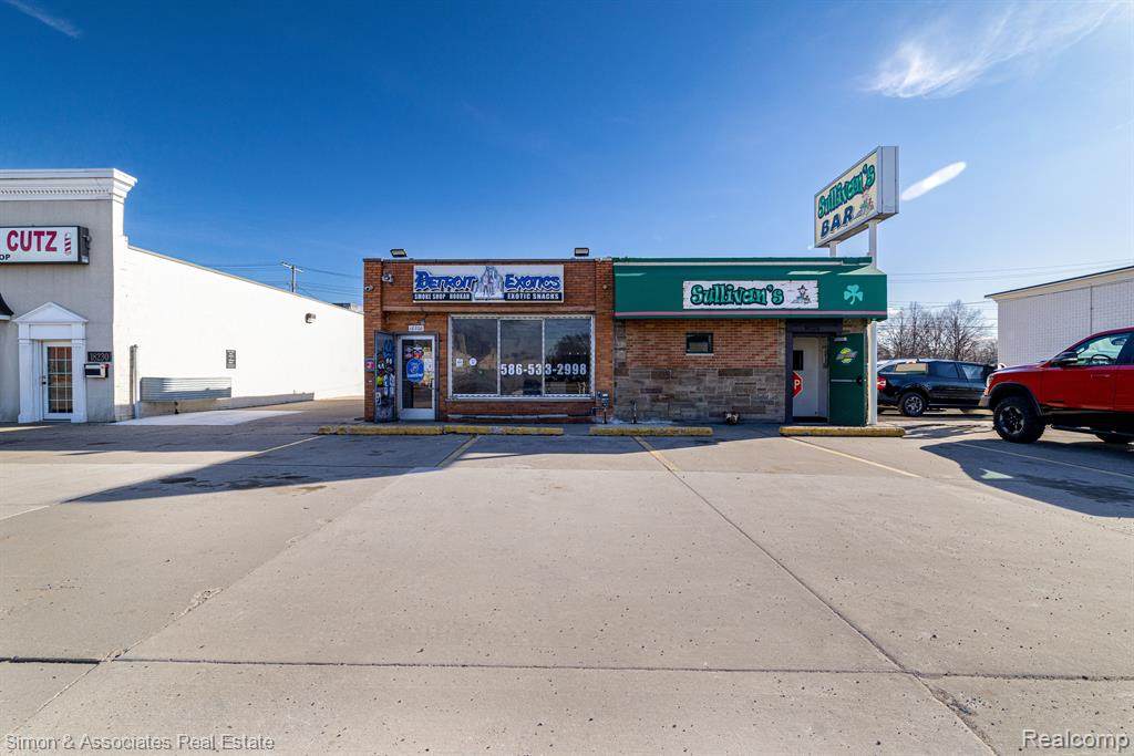 18228 9 MILE - Photo 1