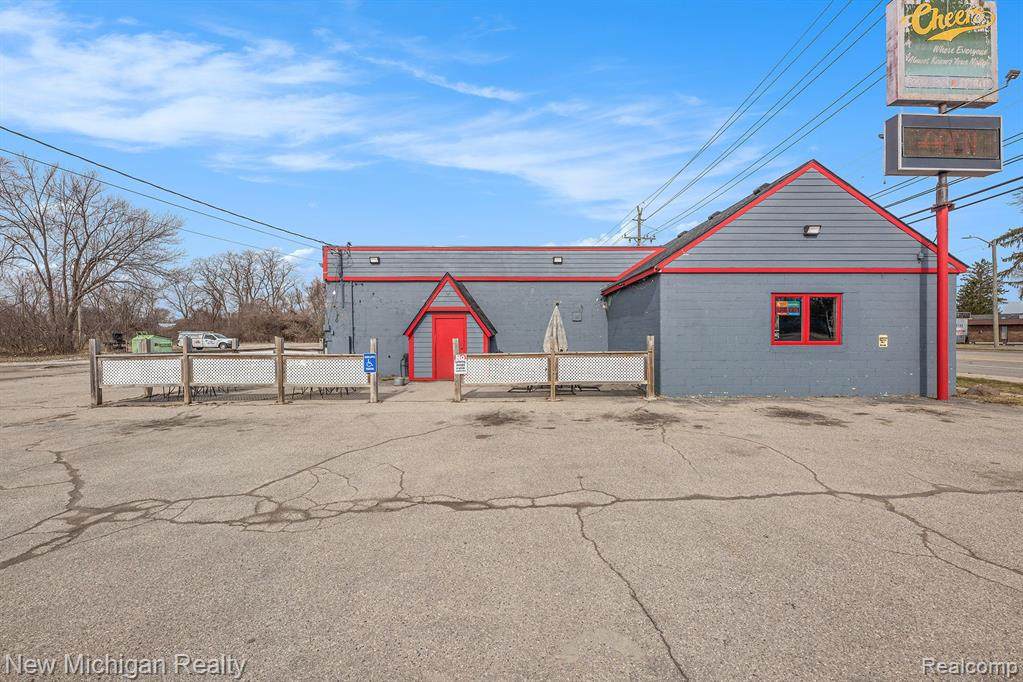 2661 Dixie - Photo 1