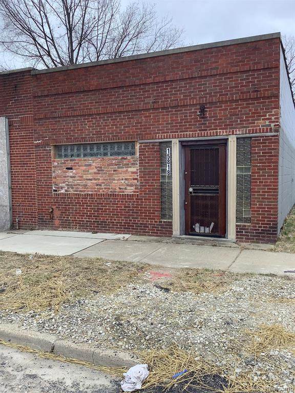 15818 Warren - Photo 1