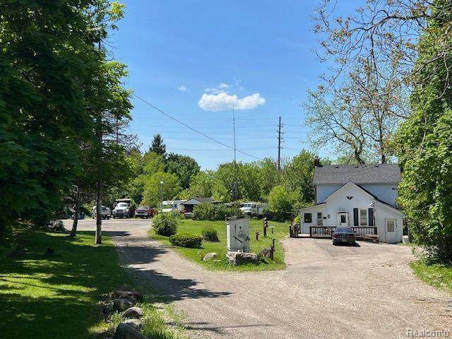 625 Griswold - Photo 1