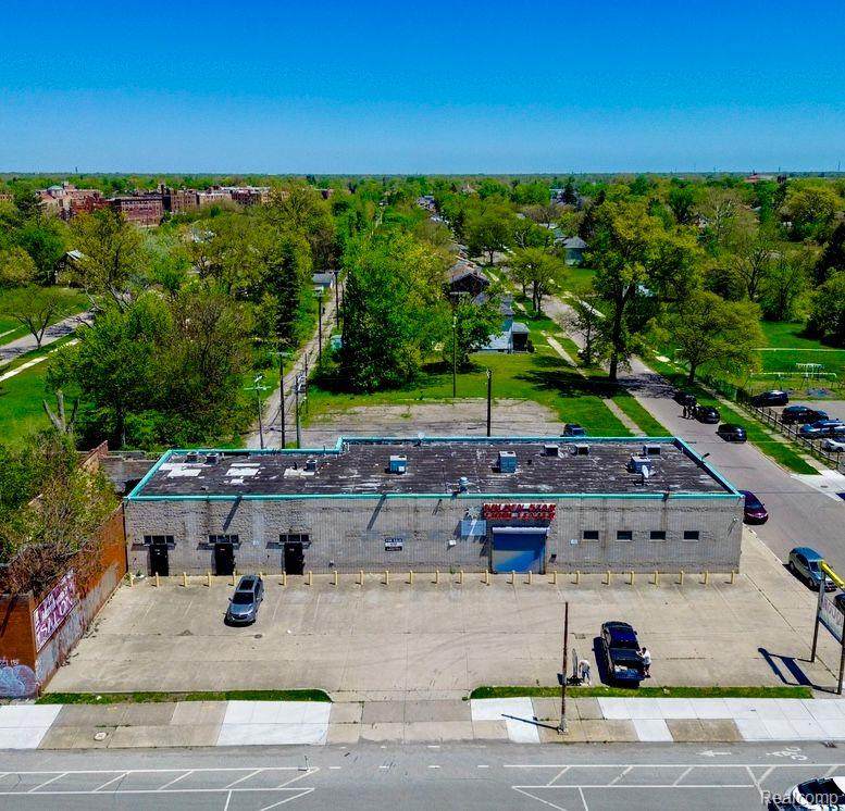 16600 Hamilton - Photo 1