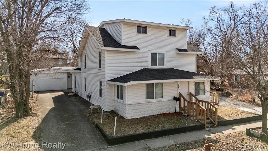 869 Monroe - Photo 1