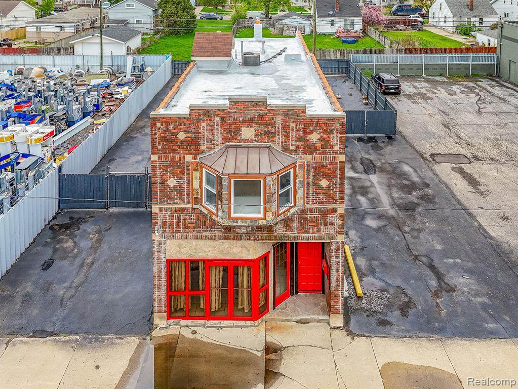 17705 Allen - Photo 1