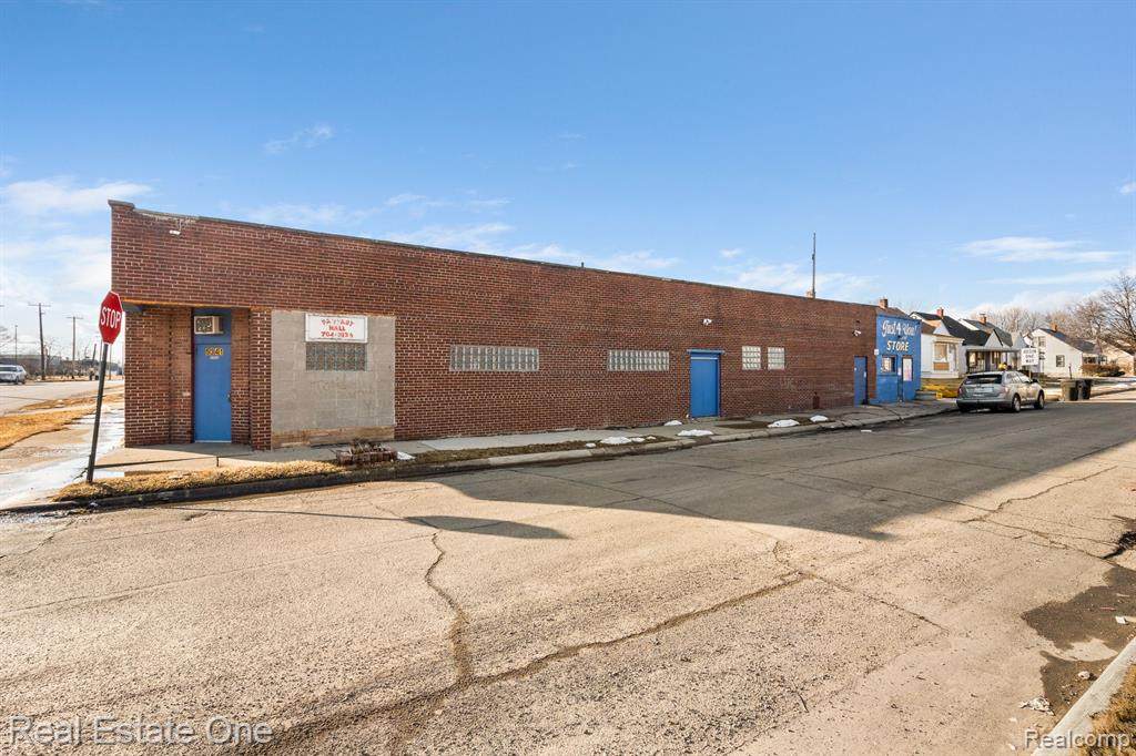 5341 Nevada - Photo 1