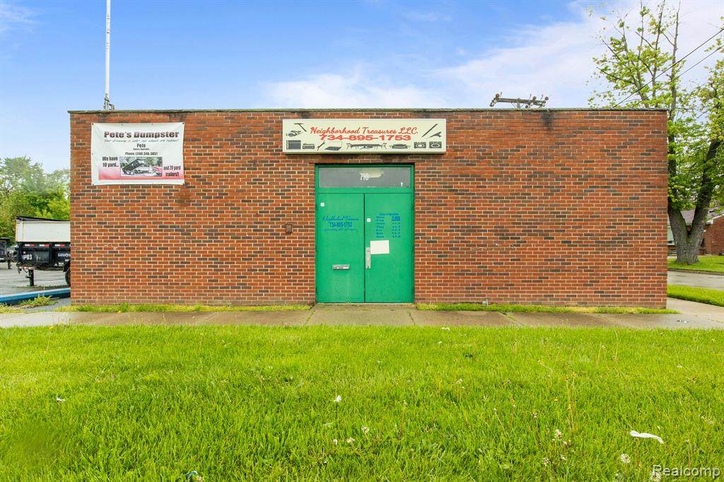 710 Middlebelt - Photo 1