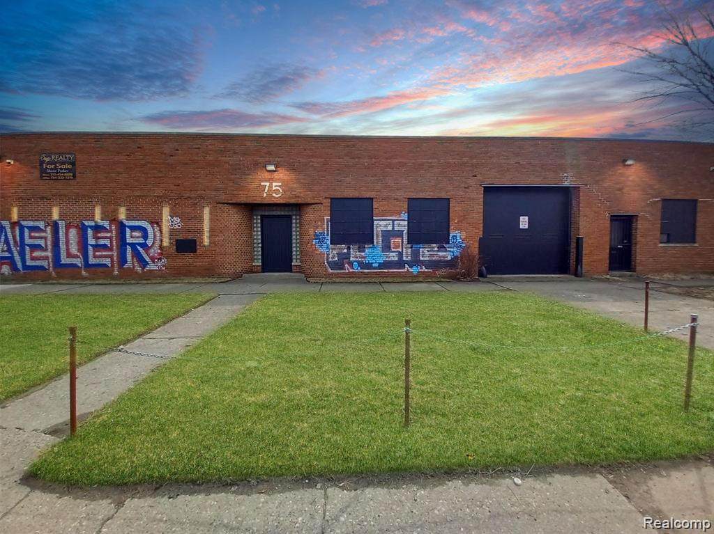75 Oakman - Photo 1