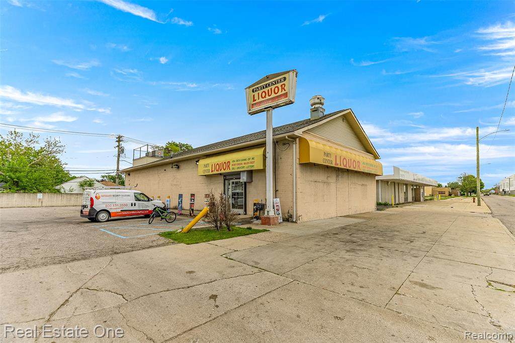 19706 Sherwood - Photo 1