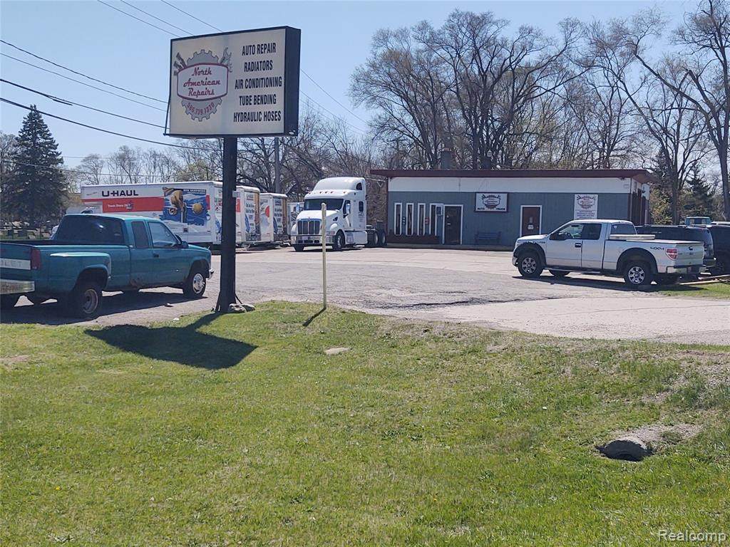 5920 Auburn - Photo 1
