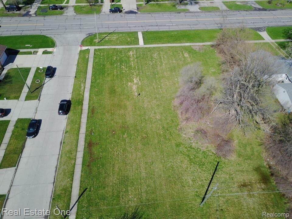 6154 Inkster Rd - Photo 1