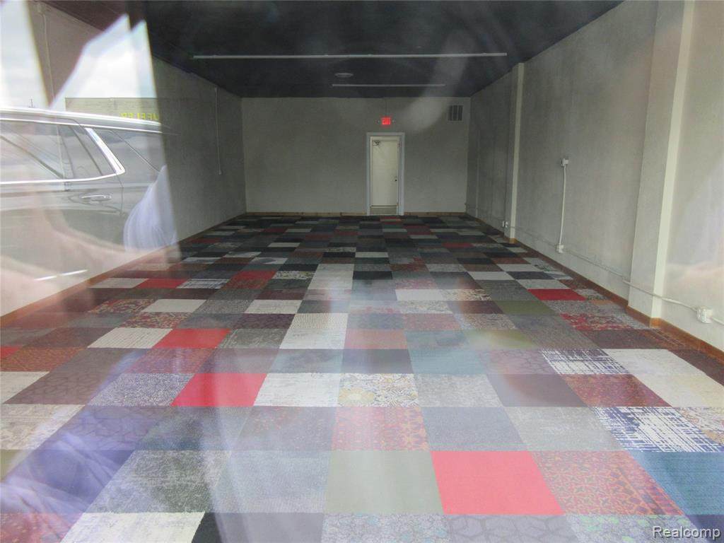 https://bt-photos.global.ssl.fastly.net/realsource/orig_boomver_1_60916762-2.jpg