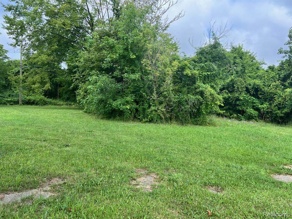 9155 Delmar - Photo 1
