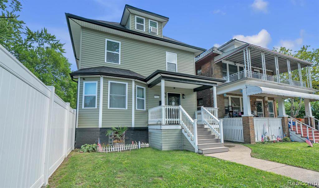 7416 Hanover - Photo 1