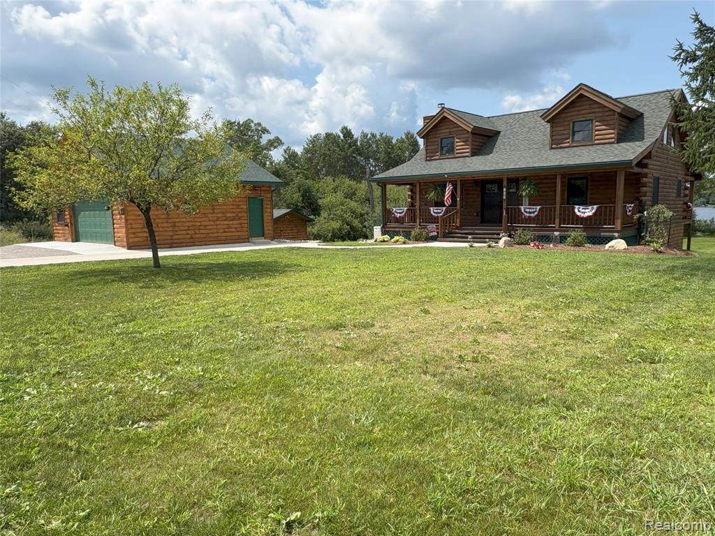 103 Arbutus - Photo 1