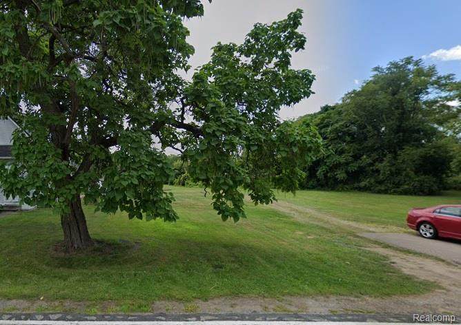 Vacant Bibbins - Photo 1