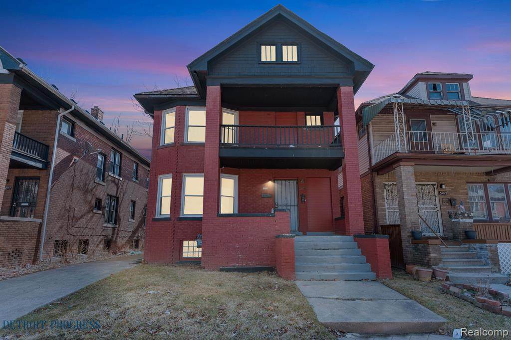 5285 Maplewood - Photo 1