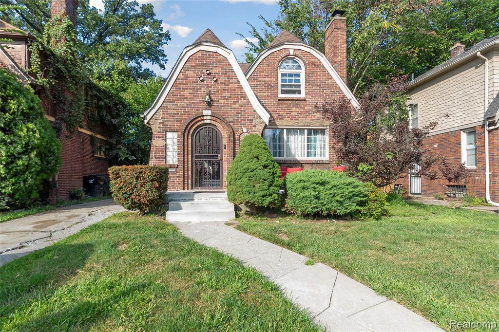 4845 Devonshire - Photo 1