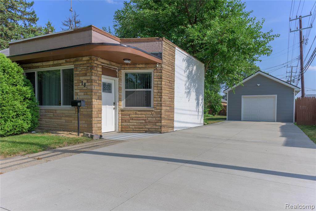 18 E Rutgers - Photo 1