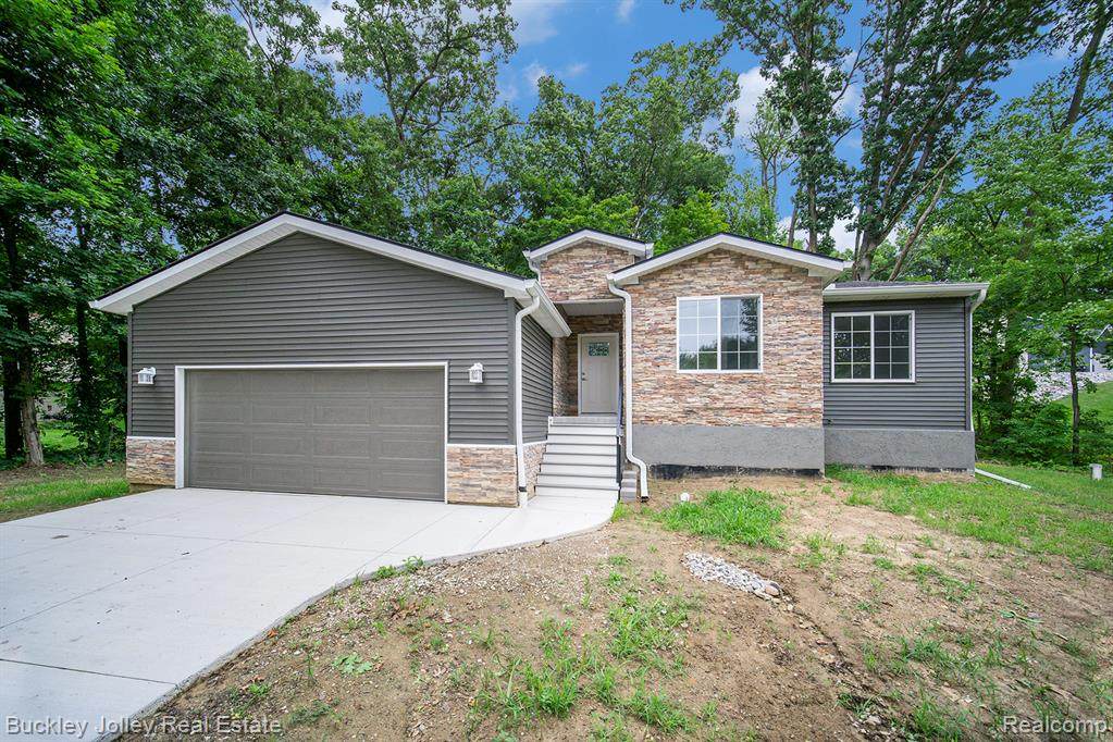 10303 9 Mile - Photo 1