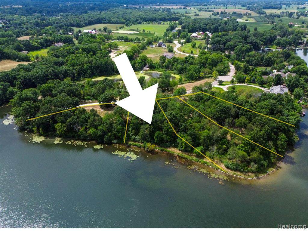 00004 Lakeshore - Photo 1