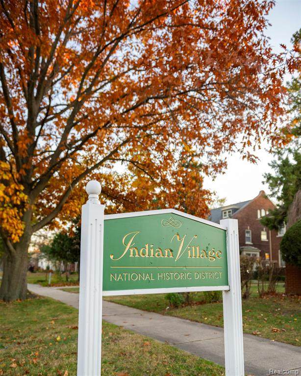 1496 Burns - Photo 1