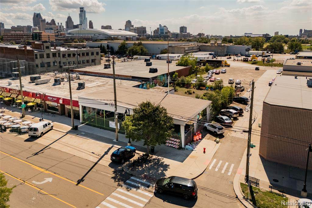 2801 Russell - Photo 1