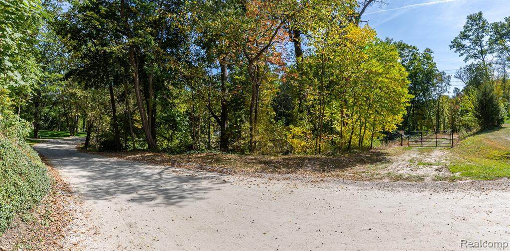 10516 Merrill - Photo 1