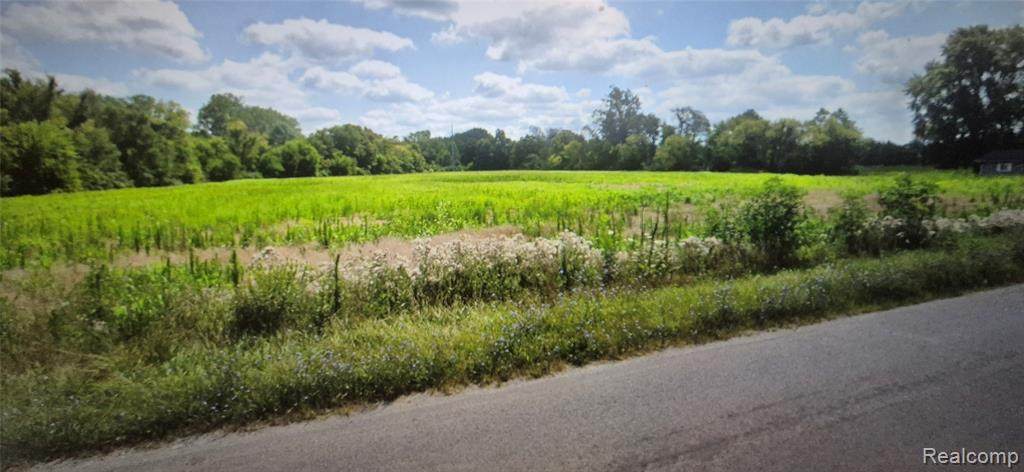 14700 Darling - Photo 1