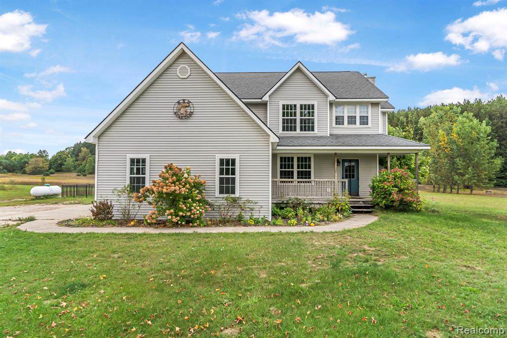 991 Fenton - Photo 1