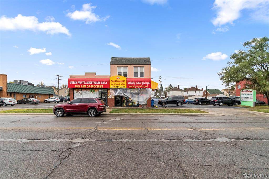 5920 Chase - Photo 1