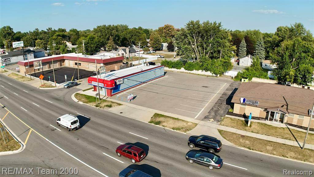 4901 Telegraph - Photo 1