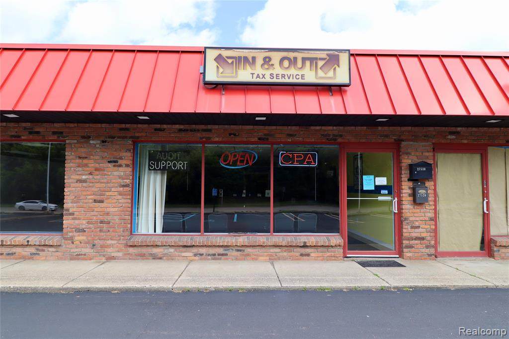27530 7 Mile - Photo 1