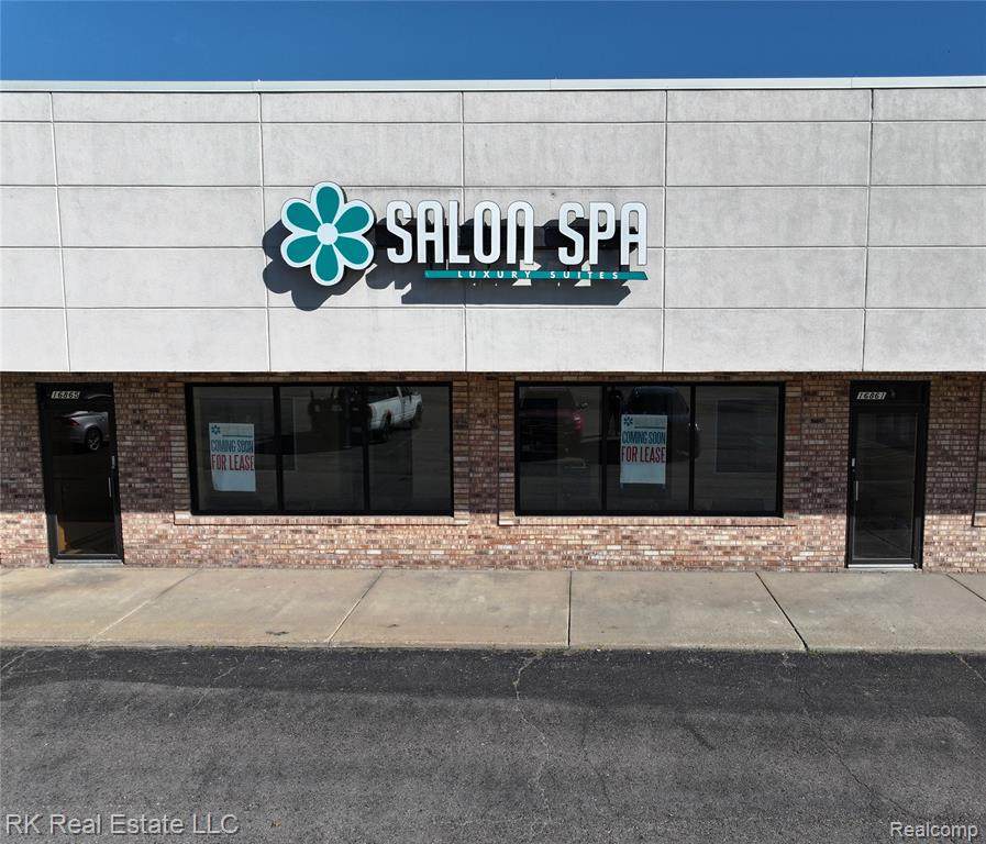 16841 14 Mile - Photo 1