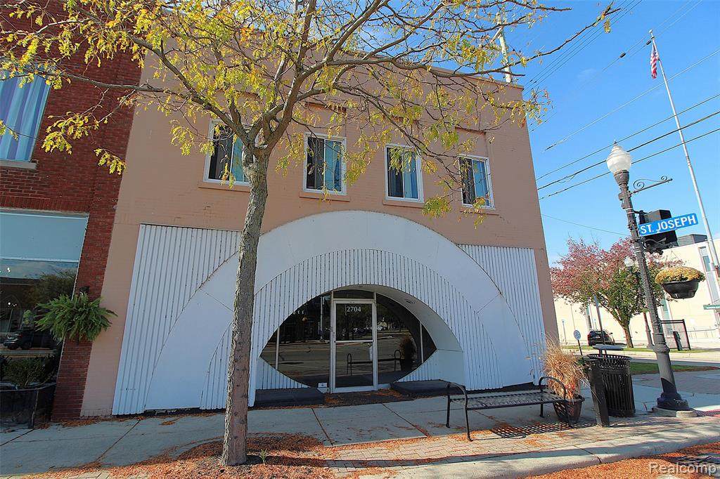 2704 Jefferson - Photo 1