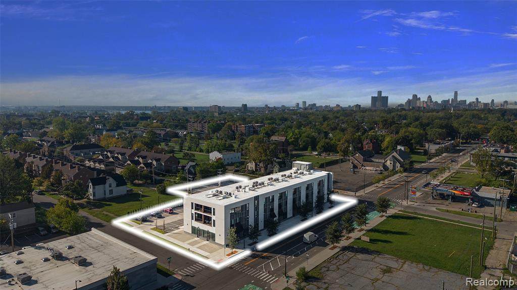 7410 Kercheval - Photo 1