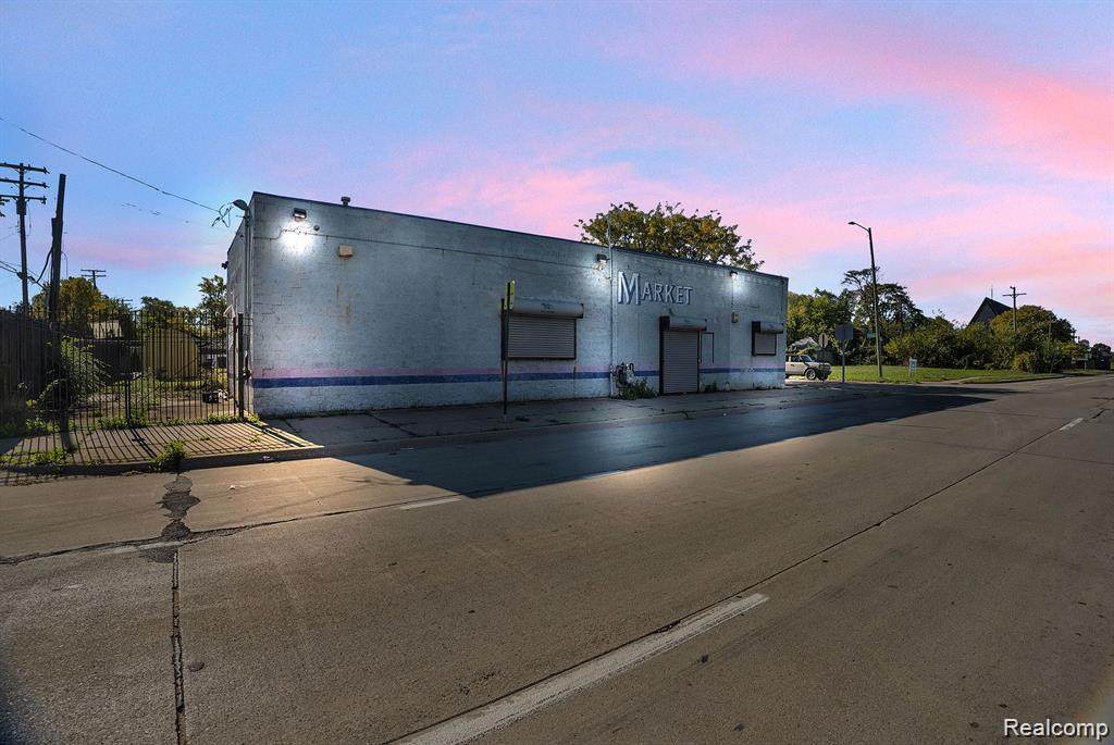 3406 Tillman - Photo 1