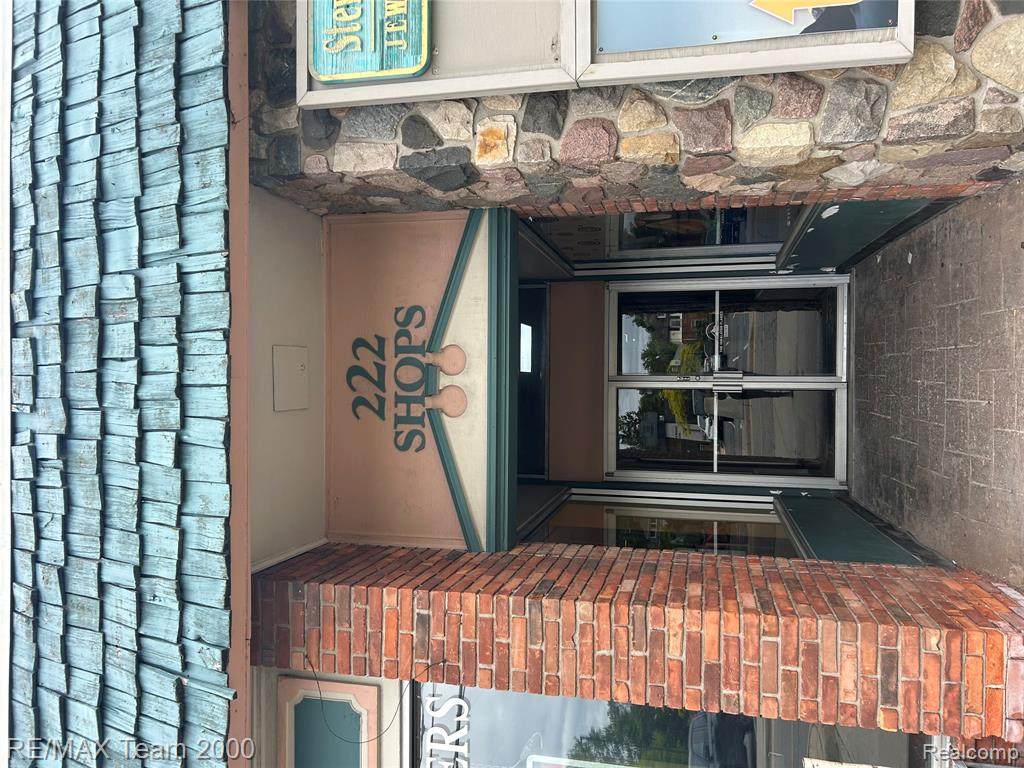 22266 Michigan - Photo 1