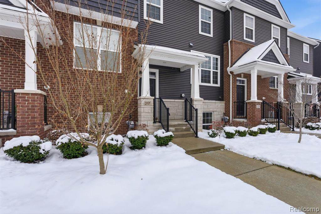 217 Sydney - Photo 1