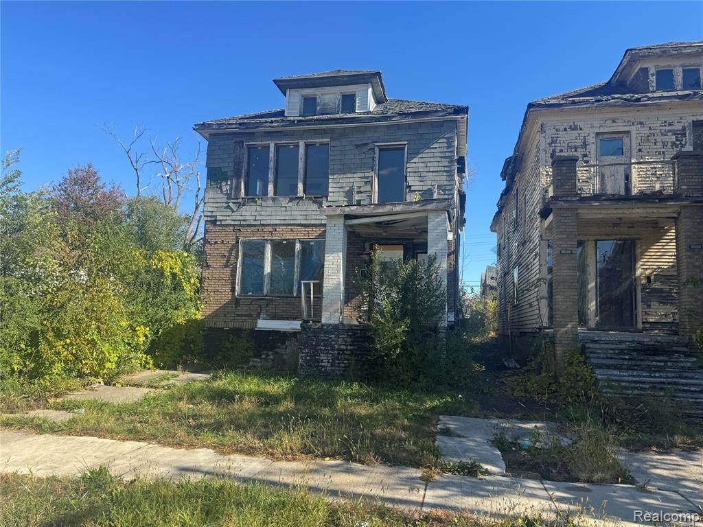 9650 Cascade - Photo 1