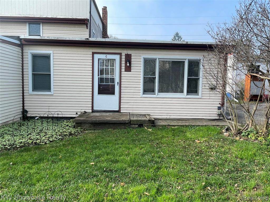 4335 Territorial - Photo 1