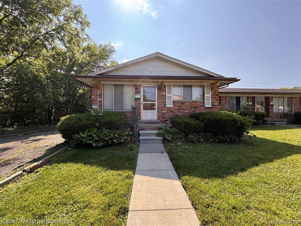 4072 Agnes Ave - Photo 1