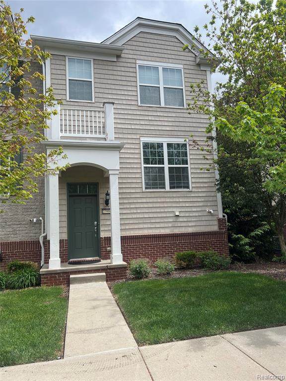 27994 Hopkins - Photo 1