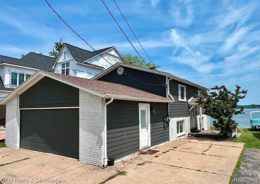 1869 Union Lake - Photo 1