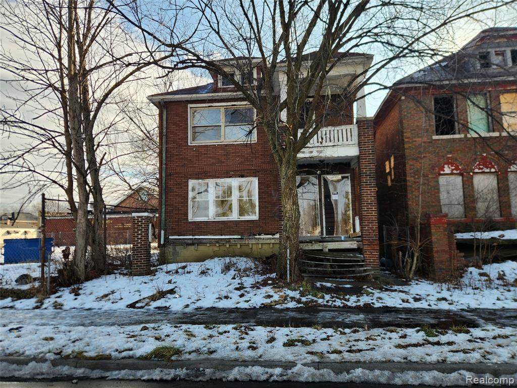 4021 Elmhurst - Photo 1