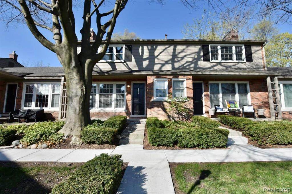 573 Old Woodward Ave - Photo 1