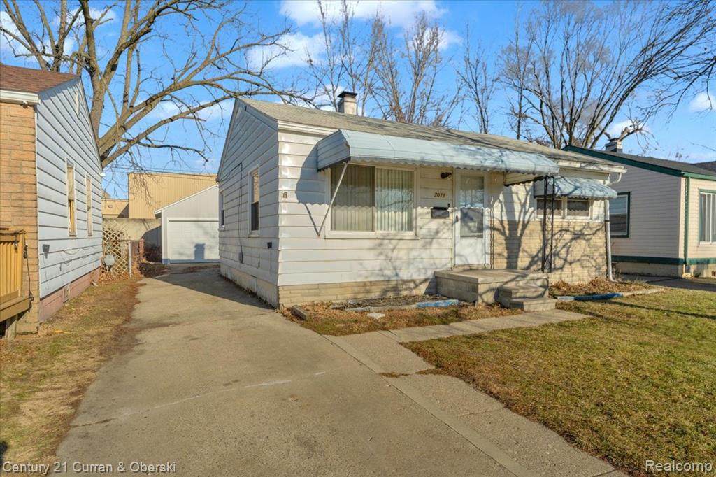 7011 Lozier - Photo 1